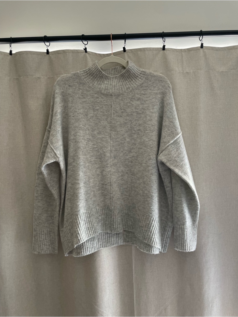 Vince Camuto Gray Mock Neck Sweater | Size M